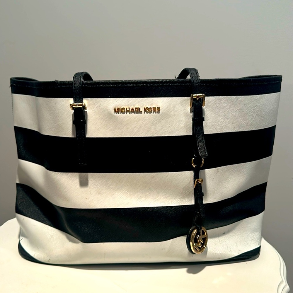 Michael Kors Tote